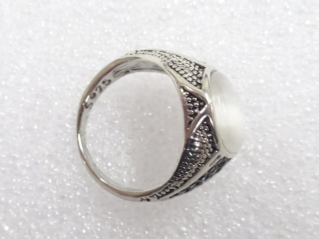  色石　指輪(10号)